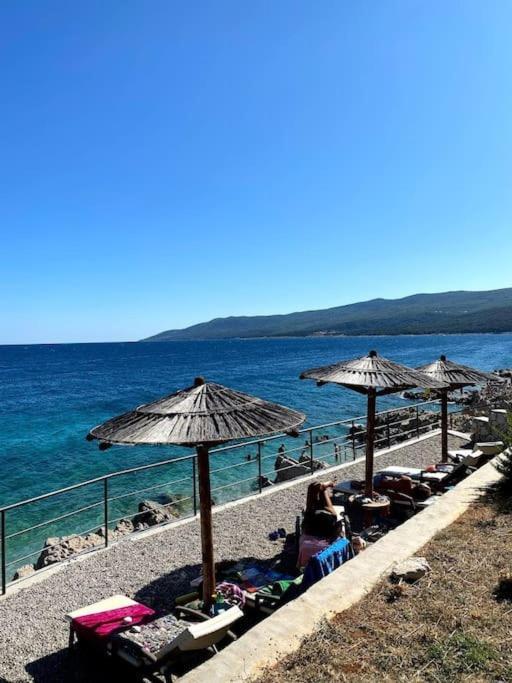 ראבץ Studio Vesna With A Terrace And Sea View מראה חיצוני תמונה